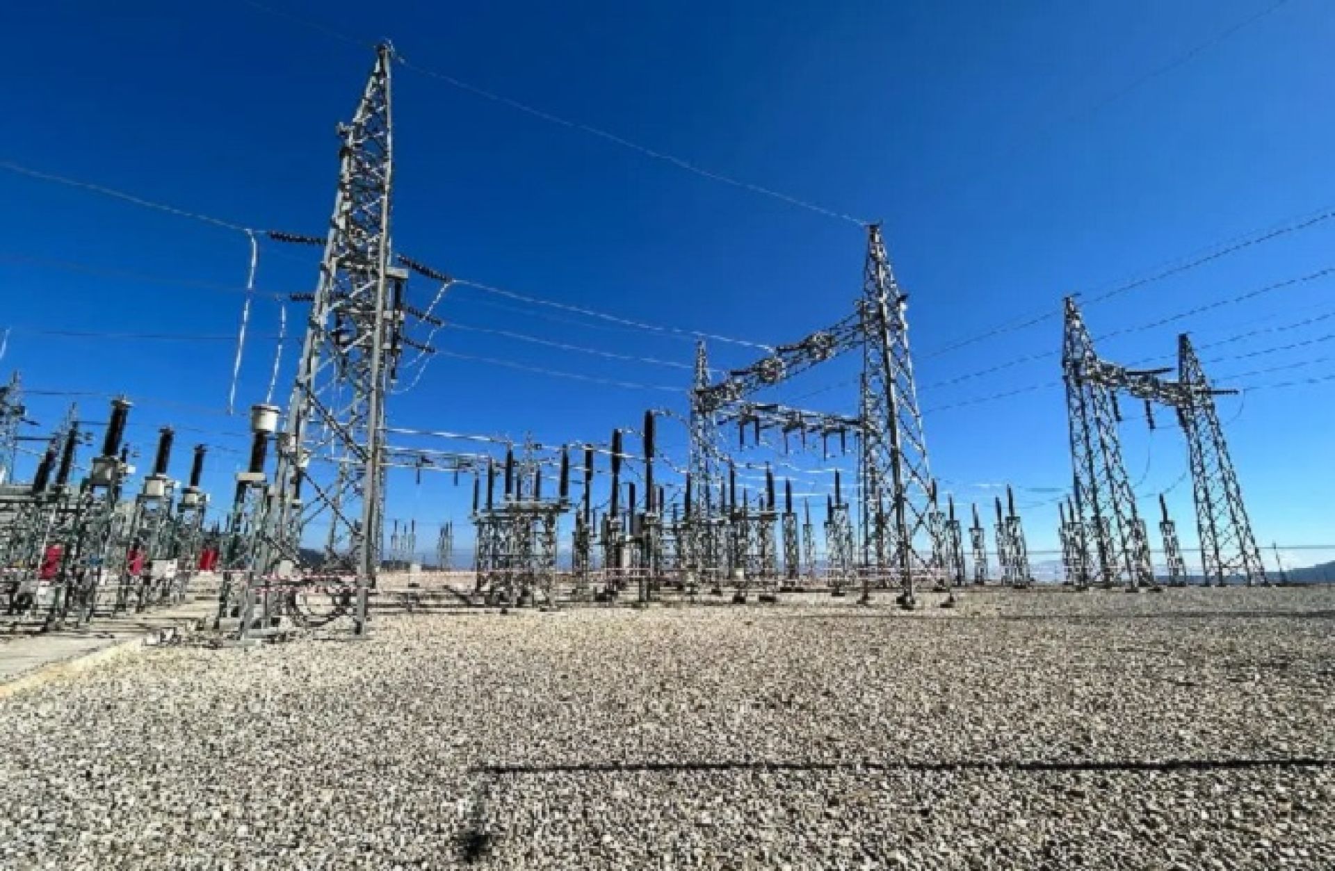 संचालनमा आयो सङ्खुवासभामा निर्माण भएको २२० केभी वसन्तपुर सबस्टेसन